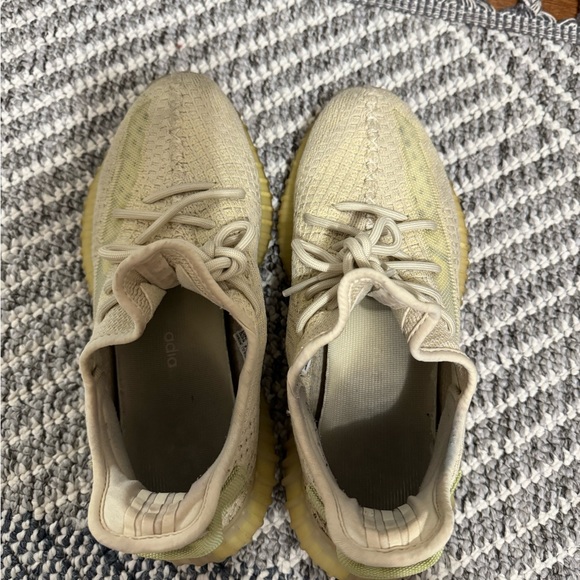 YEEZEY ADIDAS BOOST 350 V2 - Picture 4 of 11